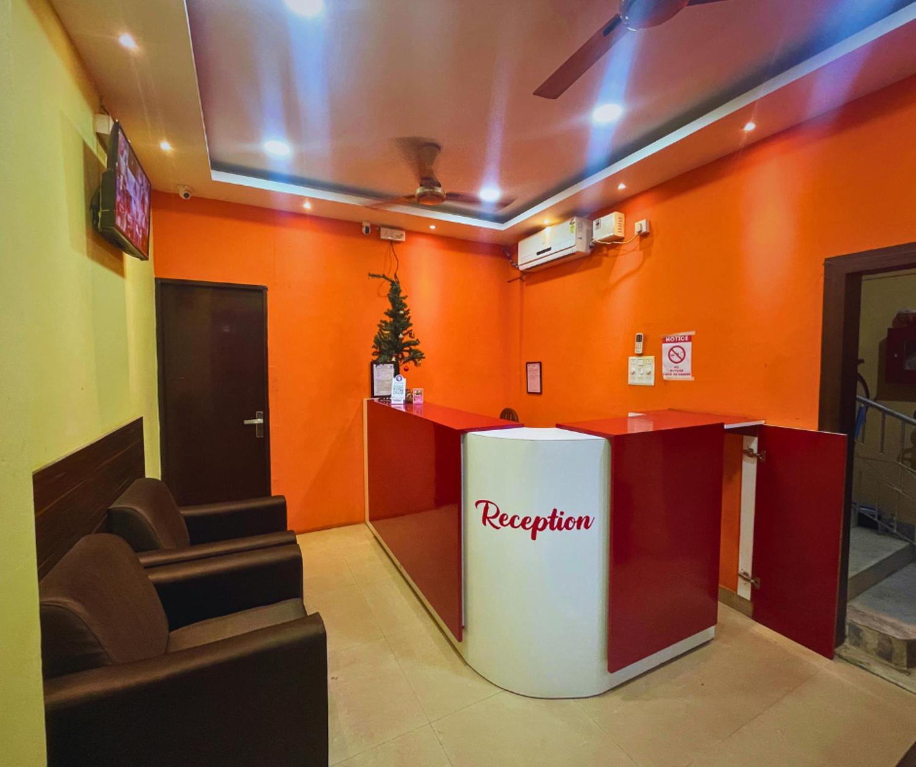 H K Residency Near Kalakshetra Hotell Guwahati Exteriör bild
