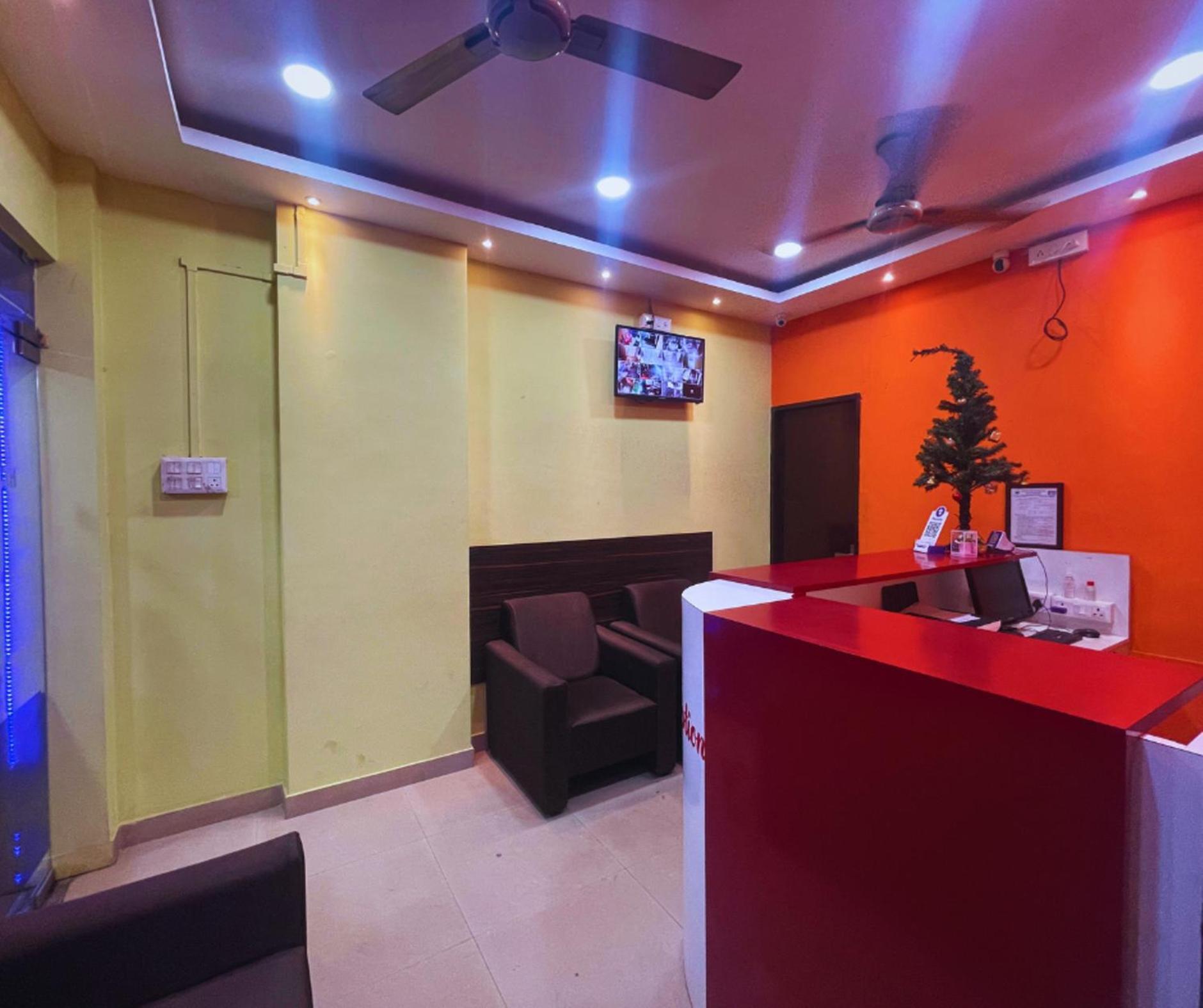 H K Residency Near Kalakshetra Hotell Guwahati Exteriör bild